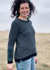 Paper cut pattern sweater bells ladys #54