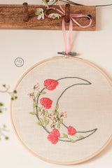 Digital embroidery instruction "Flowers in the Moon"